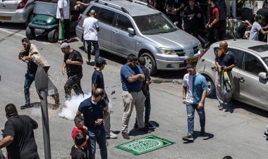 İşgalci İsrail polisi Doğu Kudüs'teki cuma namazına müdahale etti