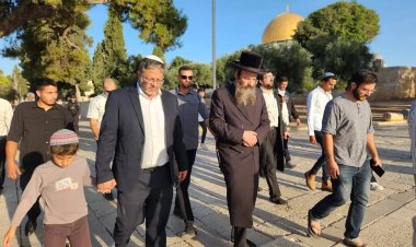 İşgalci rejimin savaş bakanı Mescid-i Aksa'ya baskın düzenledi