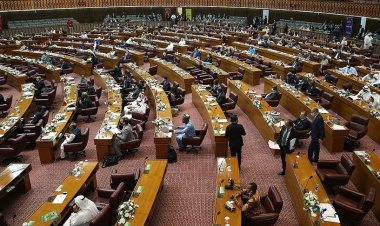 İİT, Kur'an-ı Kerim'e yönelik saldırılarla ilgili AB'ye heyet göndermeye karar verdi