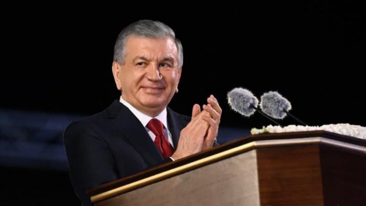 Özbekistan'da seçimleri Cumhurbaşkanı Mirziyoyev yeniden kazandı