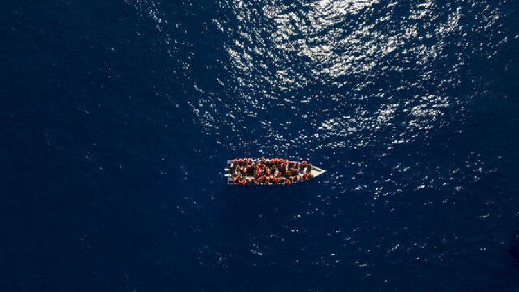 Yine bir göçmen faciası: 300 kişiyi taşıyan 3 tekne kayıp