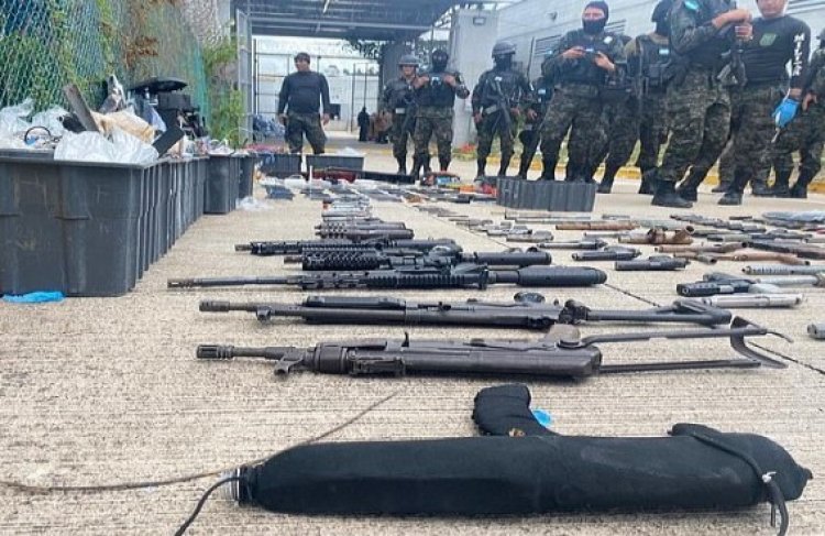 Honduras'ta cezaevlerine operasyon: Binden fazla silaha el konuldu