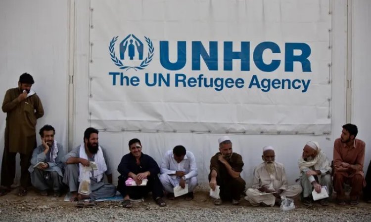 UNHCR'den, Pakistan’daki bir milyondan fazla Afgan’a nakdi yardım