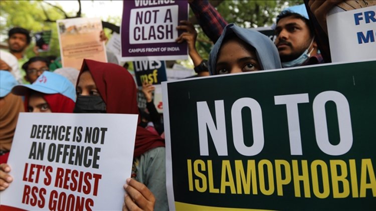 Rapor: İngiltere'de son 10 yılda 20 binden fazla İslamofobik olay kayda geçti