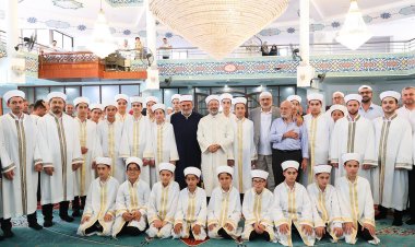 En hayırlı merasim: 22 hafız daha icazet aldı