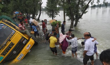 Bangladeş'te sellerde ölenlerin sayısı 57'ye yükseldi