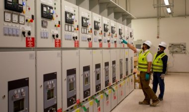 Lübnan'da elektrik santrallerinin üretimi "bütçe sıkıntısı" nedeniyle durdu