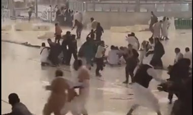 Mekke-i Mükerrem'de şiddetli yağış ve fırtına etkili oldu