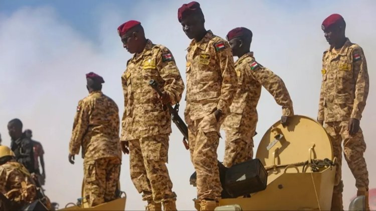 Sudan’da subaylar ve askerler, Ordu ile HDK arasında karşılıklı olarak ayrılıyor