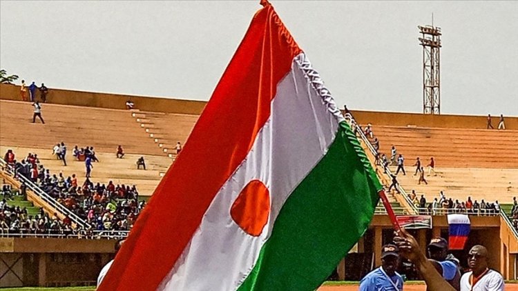 Nijer'in Fransa Büyükelçisi'ne verdiği 48 saatlik süre doldu