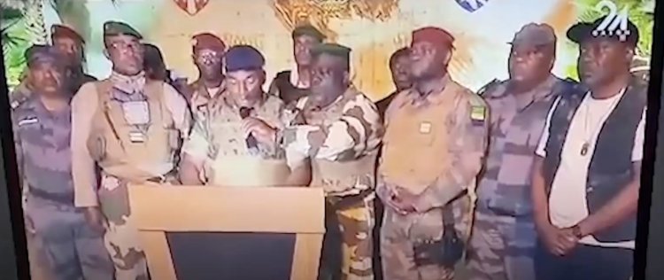 Gabon’da askerler, yönetimi ele geçirdiklerini duyurdu