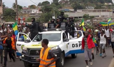 Fransa Gabon'la askeri işbirliğini askıya aldı