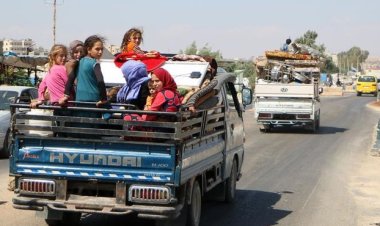 Suriye ordusu ve Rusya'nın İdlib'e saldırılarında bir haftada 6 binden fazla sivil yerinden oldu