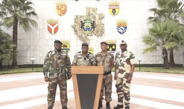 Gabon'da "geçiş hükümetinin başbakanı" Raymond Ndong Sima oldu