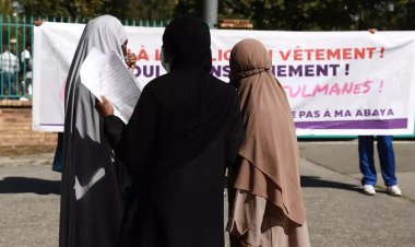 Fransa'da okullardaki abaya yasağı Danıştay'da görüşüldü