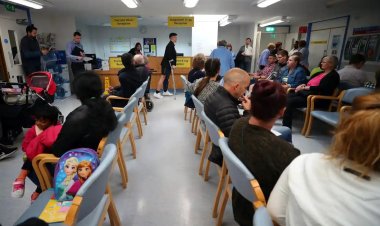 İngiltere'de hastanede tedavi olmak için bekleyenlerin sayısı 7,68 milyona ulaştı