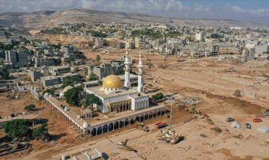 Derne'de selden etkilenen bölgenin çevresine çit çekiliyor