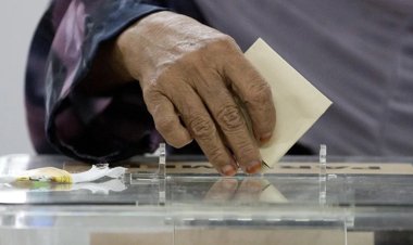 Pakistan'da seçimler ocak ayında yapılacak