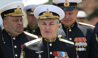 Ukrayna, Rus Karadeniz Filosu komutanının füze saldırısında öldürüldüğünü duyurdu