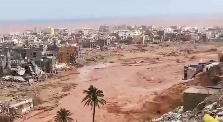 Cezayir'den sel felaketi yaşanan Libya'ya hava köprüsü
