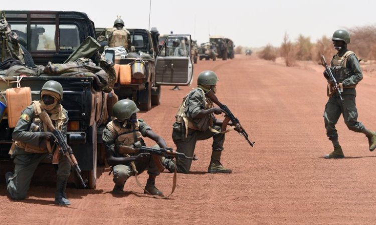 Fransa'yı ülkelerinden kovan Nijer, Mali ve Burkina Faso ortak savunma gücü oluşturdu