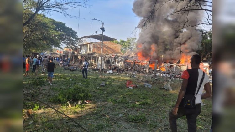 Kolombiya'da polis karakollarına ve askeri üslere eş zamanlı bombalı saldırılar