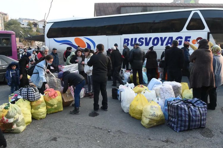 65 bin Ermeni Dağlık Karabağ'dan ayrıldı