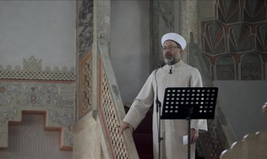 Diyanet İşleri Başkanı Erbaş, Saraybosna'da hutbe irad etti: Bütün müminler kardeştirler