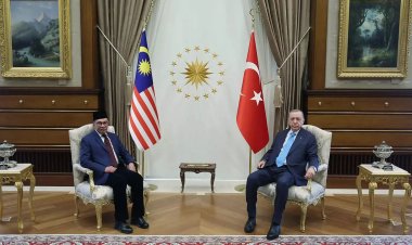 Cumhurbaşkanı Erdoğan ve Dışişleri Bakanı Fidan Malezya Başbakanı İbrahim ile görüştü