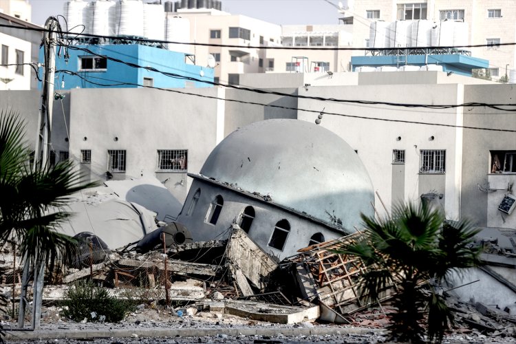 Terör rejimi  5 günde 20 camiyi bombalarla yıktı