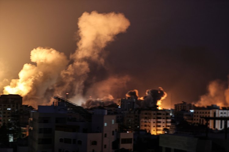 Terörist rejim, Gazze'ye bombardımanı yoğunlaştırdığını duyurdu