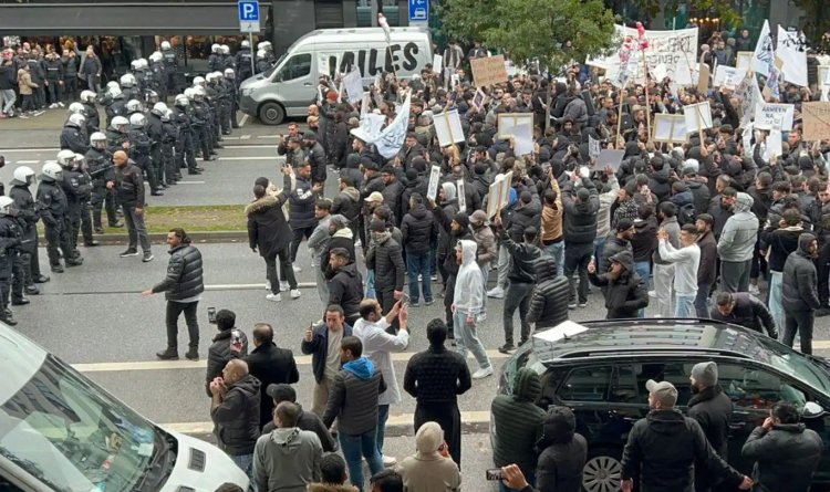 Hamburg'da polis "Filistin'e destek" gösterisine biber gazı ile müdahale etti