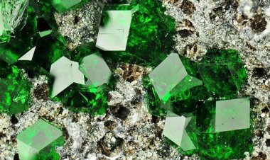 Afganistan'ın Pençşir vilayetinde yeni zümrüt yatakları bulundu