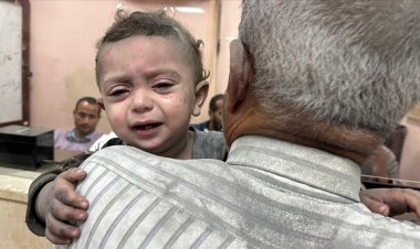 Şifa Hastanesi'nde 16 yıl çalışan Norveçli doktor, işgalci rejimin 'hastane yalanlarına' tepki gösterdi