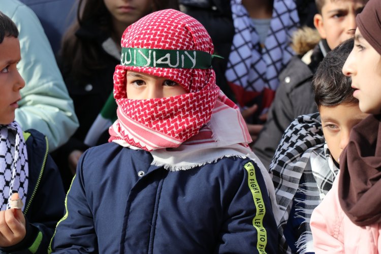 Ankara'da yüzlerce çocuk Gazze'deki soykırımı lanetledi