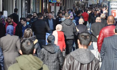 Halk: İslam ülkelerinin liderleri Filistinli Müslümanlar için artık harekete geçmeli