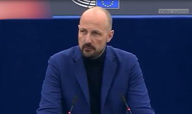 AP üyesinden Avrupalı siyasilere sert tepki: Ukrayna’da ‘soykırım’ diyordunuz, Gazze’deki katliamı alkışlıyorsunuz!