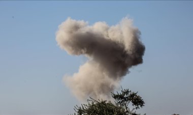 Zelenskiy, Rusya'ya ait 3 Su-34 savaş uçağını düşürdüklerini iddia etti