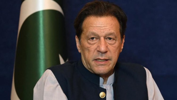 Pakistan'da eski Başbakan Han'ın kefaleti onaylandı