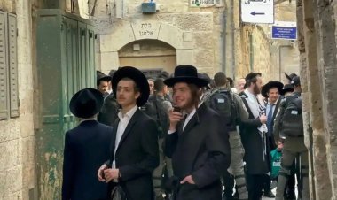 Terörist işgalcilerden Mescid-i Aksa'ya baskın