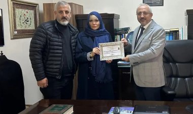 Ukraynalı Olena 'Elif' oldu: Müslüman olmak huzur verdi