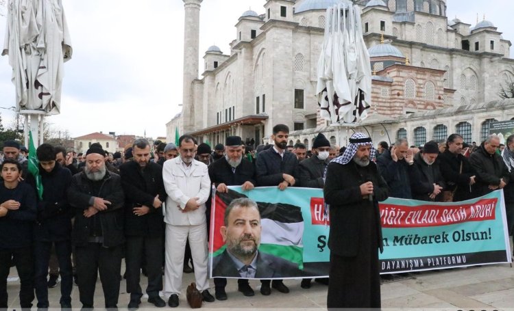 Şehit Salih Aruri için İstanbul'da gıyabi cenaze namazı kılındı