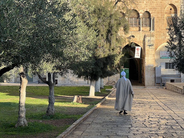 Terör rejimi Mescid-i Aksa'da cuma namazı kılınmasını 13 haftadır kısıtlıyor