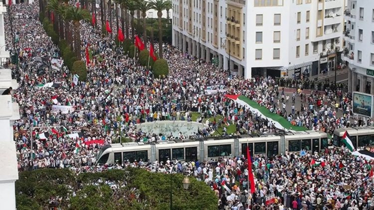 Fas'tan Gazze'ye destek gösterisi: "Gazze Gazze.. İzzetin simgesi.."