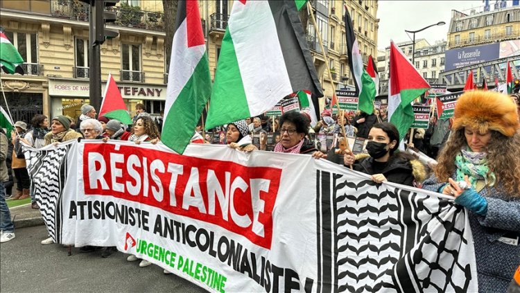 Paris'te, Gazze'de ateşkes talebiyle gösteri düzenledi