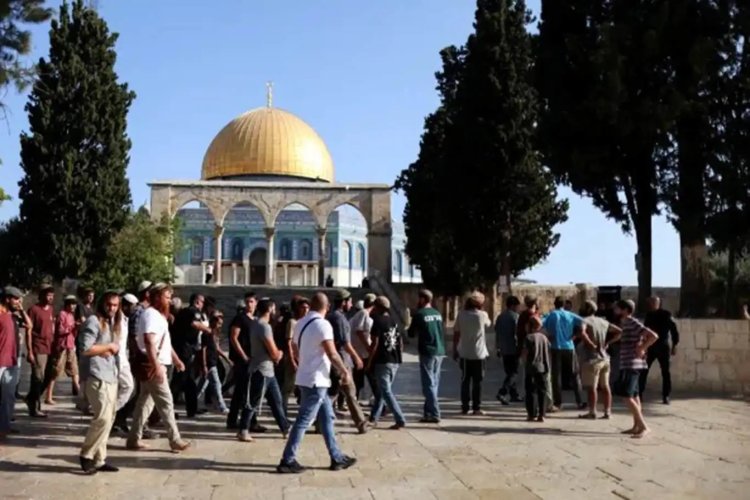 İşgalciler ocak ayında Mescid-i Aksa'ya 22 kez baskın düzenledi