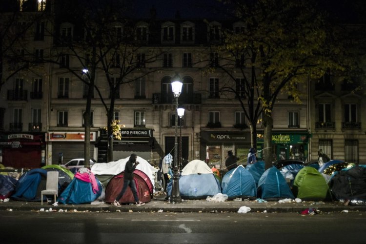 Paris’te sokakta uyuyanların sayısı bir yılda yüzde 16 arttı