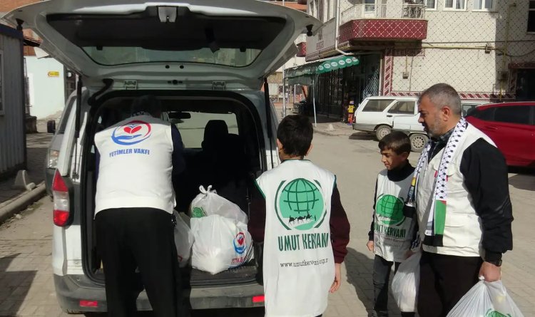 Kardeş yardım kuruluşları depremin yıl dönümünde depremzedeleri unutmadı