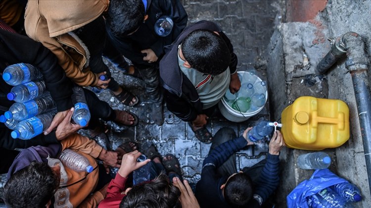 Sınır Tanımayan Doktorlar: Temiz su yetersizliği nedeniyle Refah'ta Filistinliler için yaşam koşulları "umutsuz"