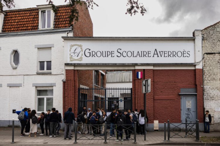 Fransa'nın ilk Müslüman lisesi Averroes'a kamu yardımlarının kesilmesi kararı yargıya taşınacak